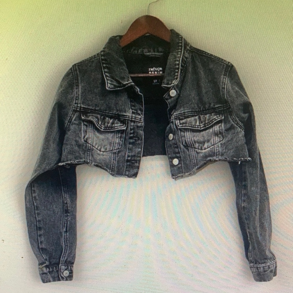 Refuge Women's Size S Denim Cropped Jean Jacket Womens Black Distressed